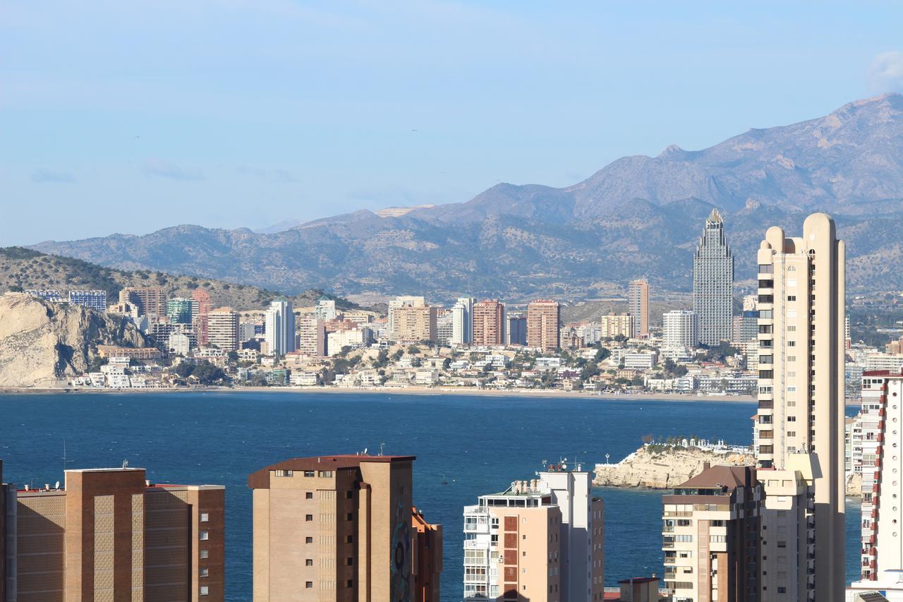 Residence Vacanza Torre Montecarlo Benidorm Buitenkant foto